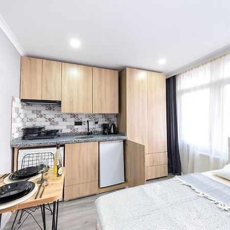 Kral Hotel Стамбул Экстерьер фото