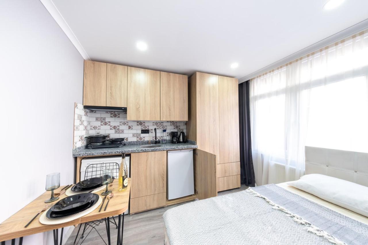 Kral Hotel Стамбул Экстерьер фото